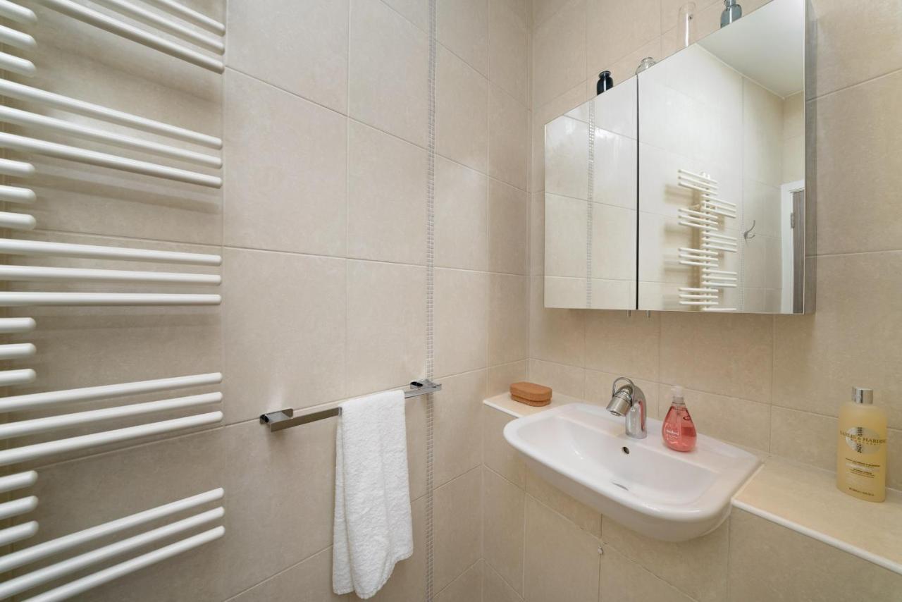 Huge & Central 3 Bedr, 4 Beds, 2,5 Bath Covent Gdn Londýn Exteriér fotografie